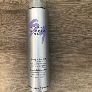 Monat Glossy Shine Mist
